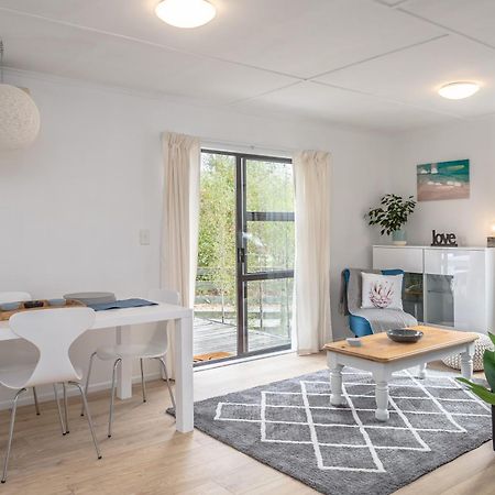 Tui Cottage Martinborough Ngoại thất bức ảnh